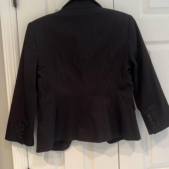 Express Cropped Blazer - Picture 3 of 3